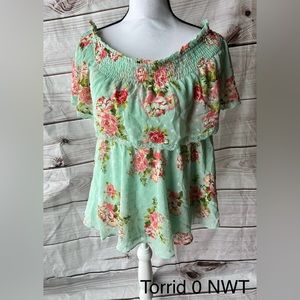 Torrid Sz 0 NWT